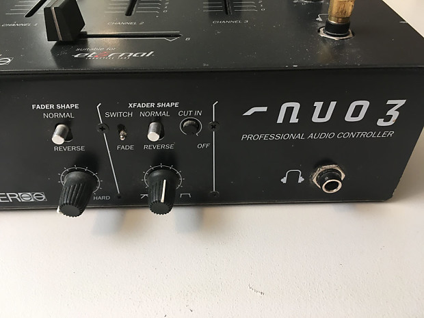 ECLER NUO3 DJミキサー nuo3.jpg