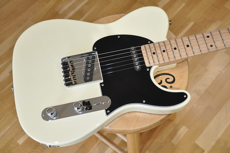 G&L Fullerton Standard ASAT Classic Vintage White / Made In USA /  Telecaster Type / by Leo Fender | Reverb France