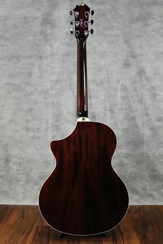 James J-400AC NAT Natural (S/N:J20040135) (11/13)