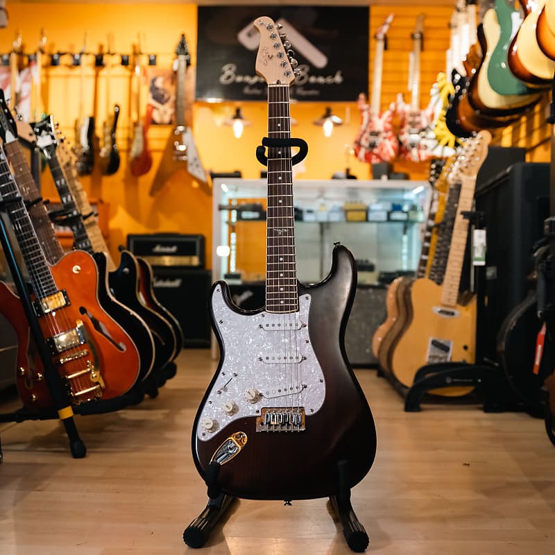 Raven Guitars Left Handed Mahogany Stratocaster Used Reverb