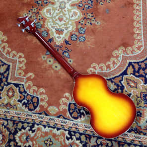 Jay Turser Violin Beatle Bass JTB-2B-VS Vintage Sunburst with Case - Price Drop image 5