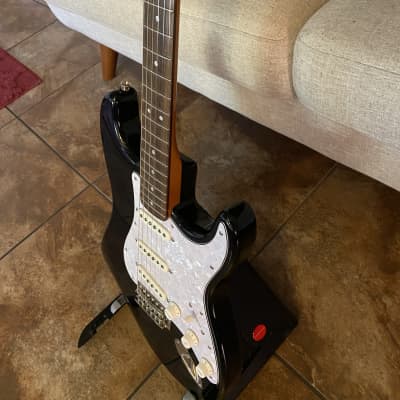 Squier Affinity Series Stratocaster with Rosewood Fretboard 2001 - 2018 - Black image 4