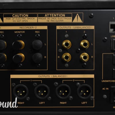 Luxman C-7 Limited Edition Stereo Control Amplifier in Very
