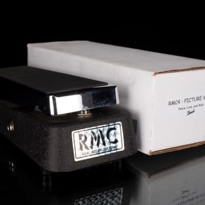 Real McCoy Custom RMC4 Picture Wah