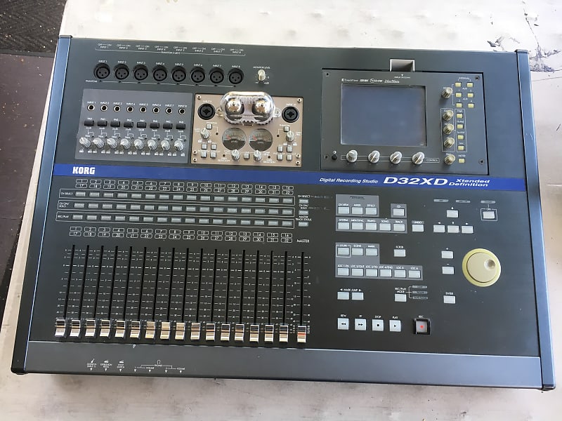 KORG D32XD Digital Multi-Track Recorder w/Tube preamp,and ACB-8 !!!