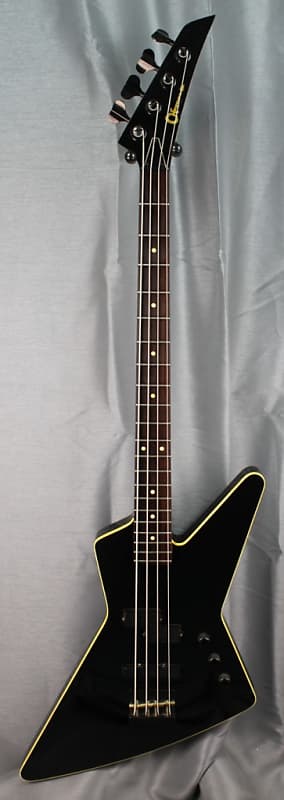ベース CHARVEL BASS 1984 Charvel Pre-Production Bass Dark Blue Burst with