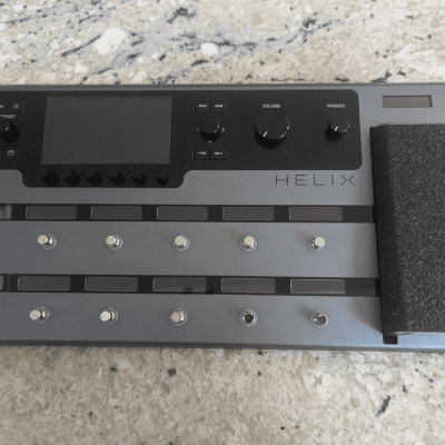 Line 6 Helix Floor Space Gray Excellent Condition Free