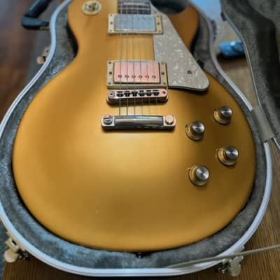 Gibson Les Paul Tribute T 2017 - Satin Gold Top image 3