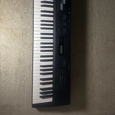 Yamaha SY22 Dynamic Vector Synthesizer 1990 - Black