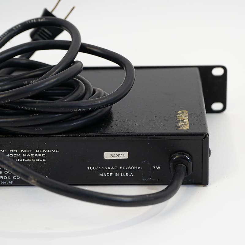 ROCKTRON Reaction distortion Ⅱ Rocktron HUSH IICX 2-Channel Noise Reduction System