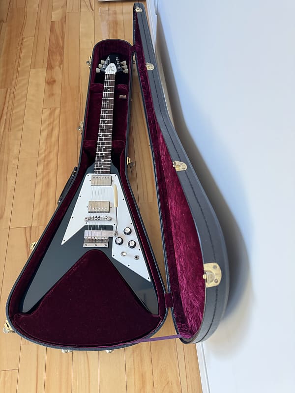 Gibson Custom Shop Japan Limited 1967 Flying V VOS Candy