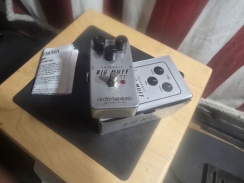 Electro-Harmonix Triangle Big Muff Pi