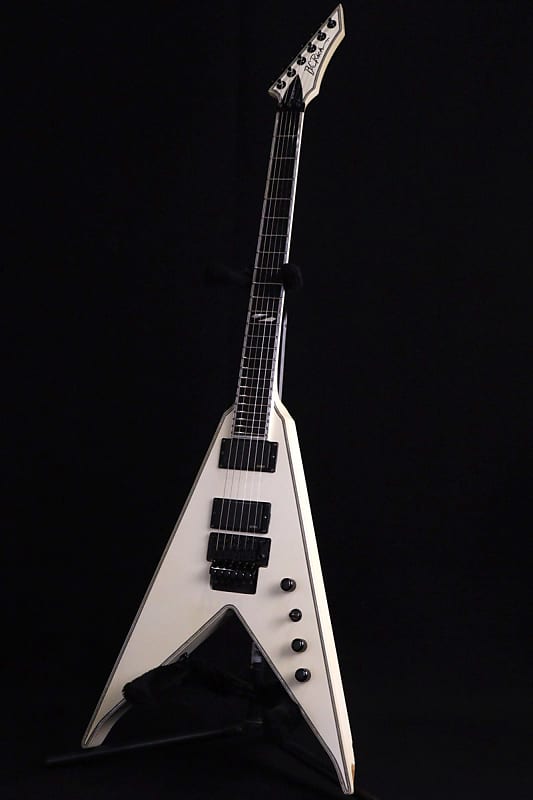 B.C.Rich Warlock White Electric Guitar W/Gig Bag Used