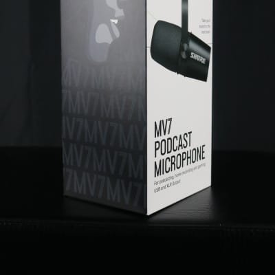 Shure MV7 Dynamic USB Podcast Microphone 2020 Black image 9
