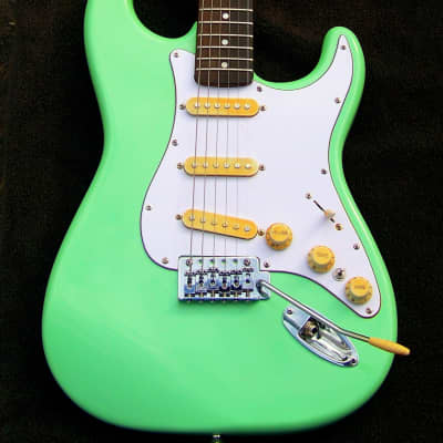 Fernandes Burny MG145S MG-145S HY Heart Yellow X-Japan 'hide