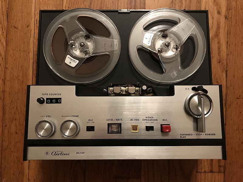 WARDS AIRLINE AC/DC Reel To Reel Solid State Tape Player/Recorder