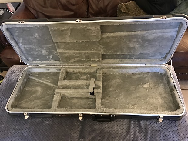 Road runner store electric guitar case