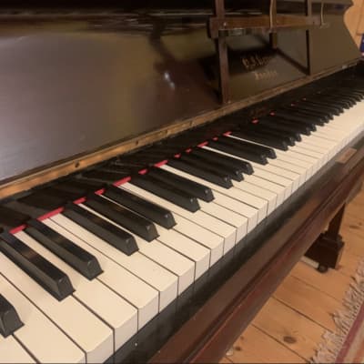 H.j. renn london Upright piano image 4