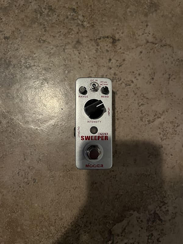 Mooer Bass Sweeper