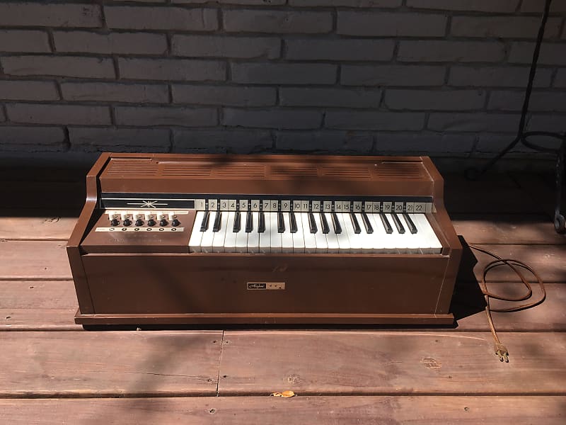 1960s magnus electric 2024 chord organ