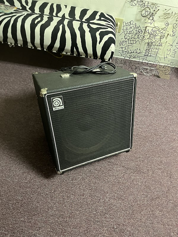 Ampeg BA-115 100-Watt 1x15