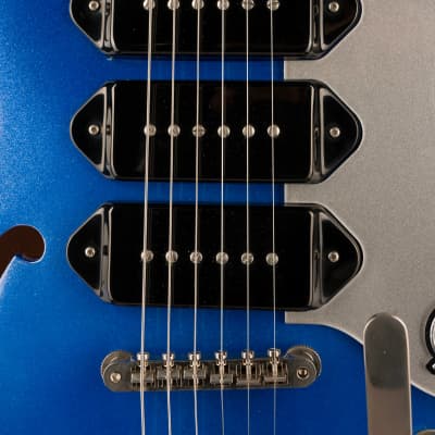 Used Epiphone Limited Edition Riviera Custom P93 Royale Chicago Blue Pearl with Gig Bag image 7