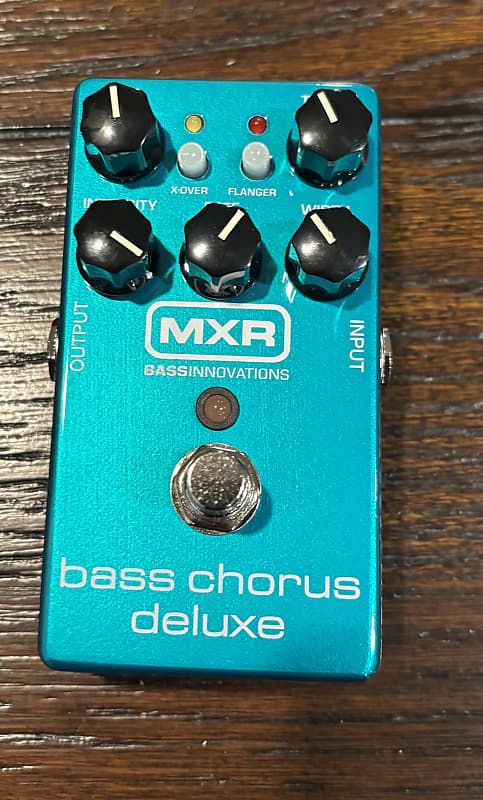 MXR M83 Bass Chorus Deluxe