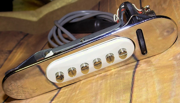 DeArmond 210 Acoustic Guitar Sound Hole Pickup 6 Adjustable