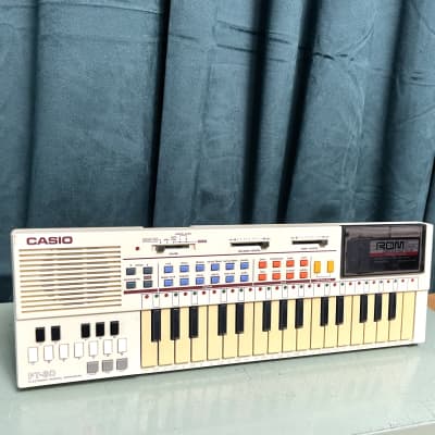 Casio PT-80 Keyboard 1980s