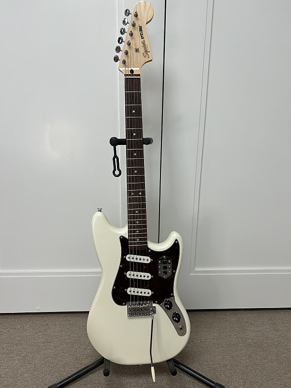 Squier Paranormal Cyclone Pearl White-