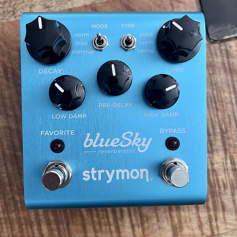 Strymon Blue Sky Reverberator V1 | Reverb Canada
