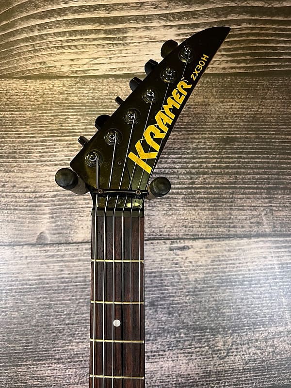 KRAMER のギター Kramer ZX30H Vintage Guitar With Hard Case | eBay