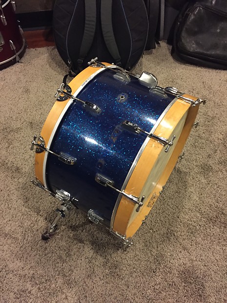 22x12 outlet bass drum