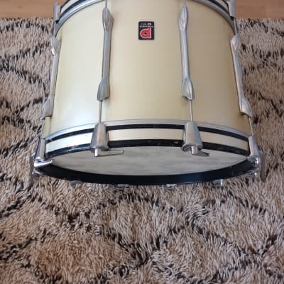 Premier Bass Drum 1970 - White Silk image 2