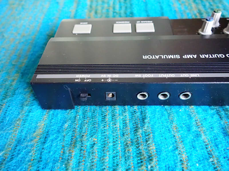 ギター TASCAM GS-30 GUITAR AMP SIMULATOR 1980s-analog-amp-sim-the-