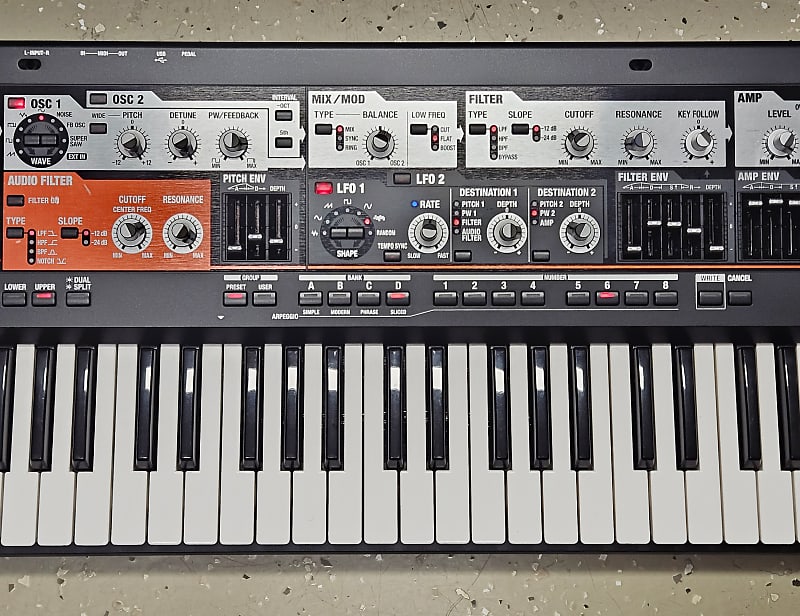 Roland SH-201 49-Key Synthesizer | Reverb