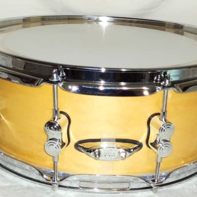DW  PERFORMANCE Snare Drum 14" 10 lugs natural maple lacquer image 8