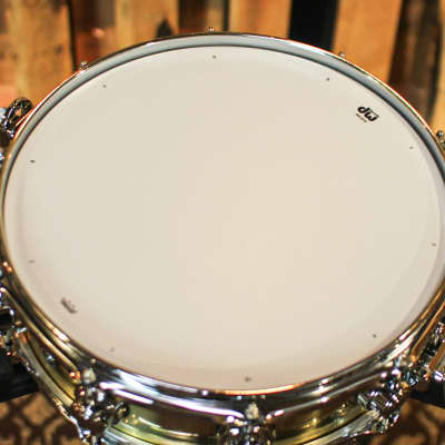 DW 4x14 Collector's Polished Bell Brass Snare Drum - DRVN0414SPC image 4
