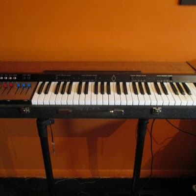 logan string melody 2 - classic string synth - professionally serviced for sale