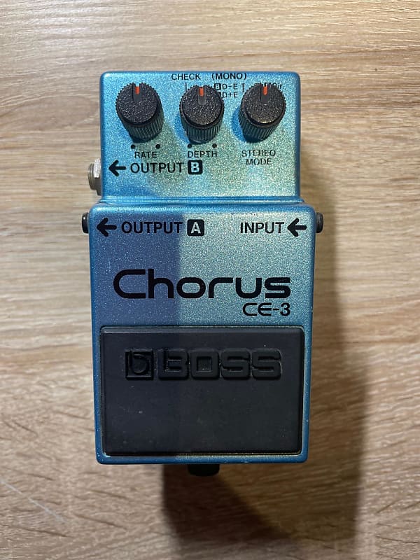 Boss CE-3 Chorus