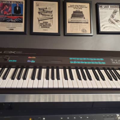 Yamaha DX9 Programmable Algorithm Synthesizer 61-Key Vintage Digital Keyboard 1980s Pro Serviced image 1