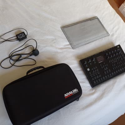 Elektron Analog Four MKII 4-Voice Tabletop Analog Synthesizer 2020 - Present - Black