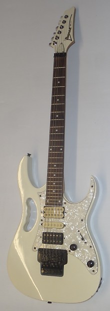 Ibanez monkey grip top