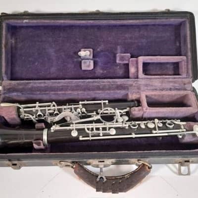 Pan American Oboe. USA.  Very good condition but vintage Professional Model ??? image 1
