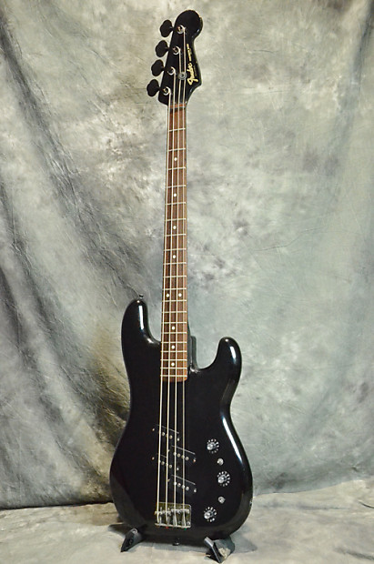 Fender プレシジョンベース　pb　黒　 black Fender Player II Precision Bass Black エレキベース