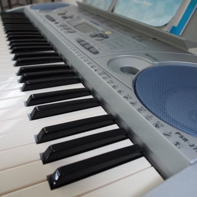 Yamaha PSR-275 Keyboard image 6