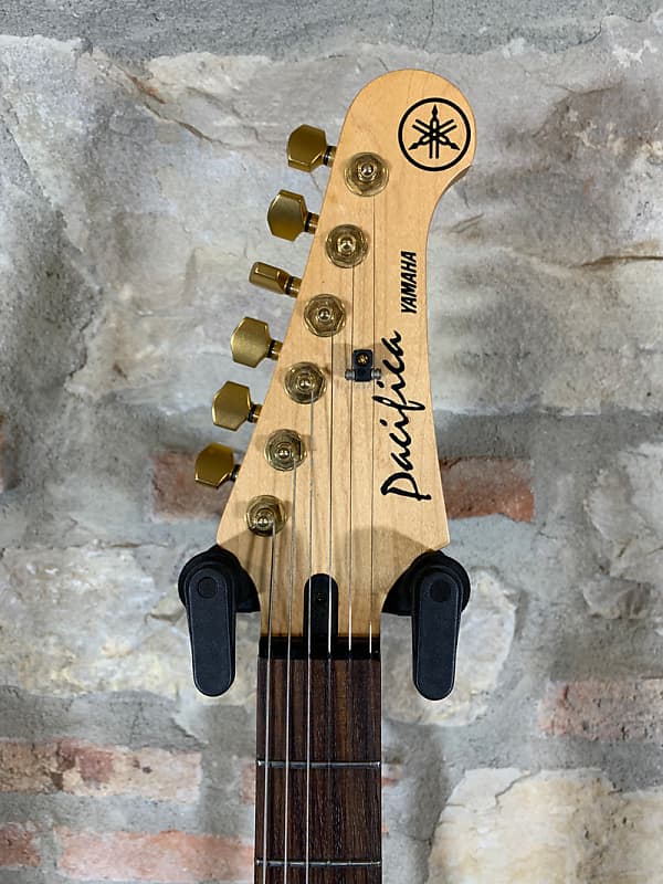 Yamaha Pacifica 812WX | Reverb Yamaha Pacifica 812WX | Reverb