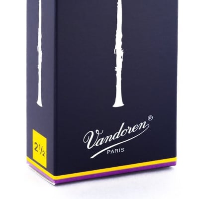 Vandoren Traditional Bb Clarinet Reeds, Box of 10 image 1