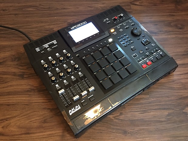 Akai MPC5000 Sampler, drum machine excellent!-used production center for  sale