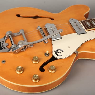 Epiphone Casino Bigsby - 1996 - Peerless Korea - Natural w Epiphone Casino Bigsby - 1996 - Peerless Korea - Natural w